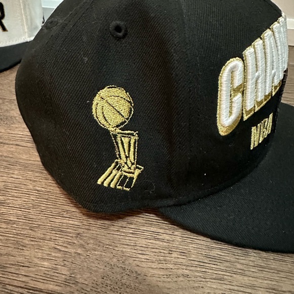 New Era Raptors 2019 Champion SnapBack - Picture 2 of 5